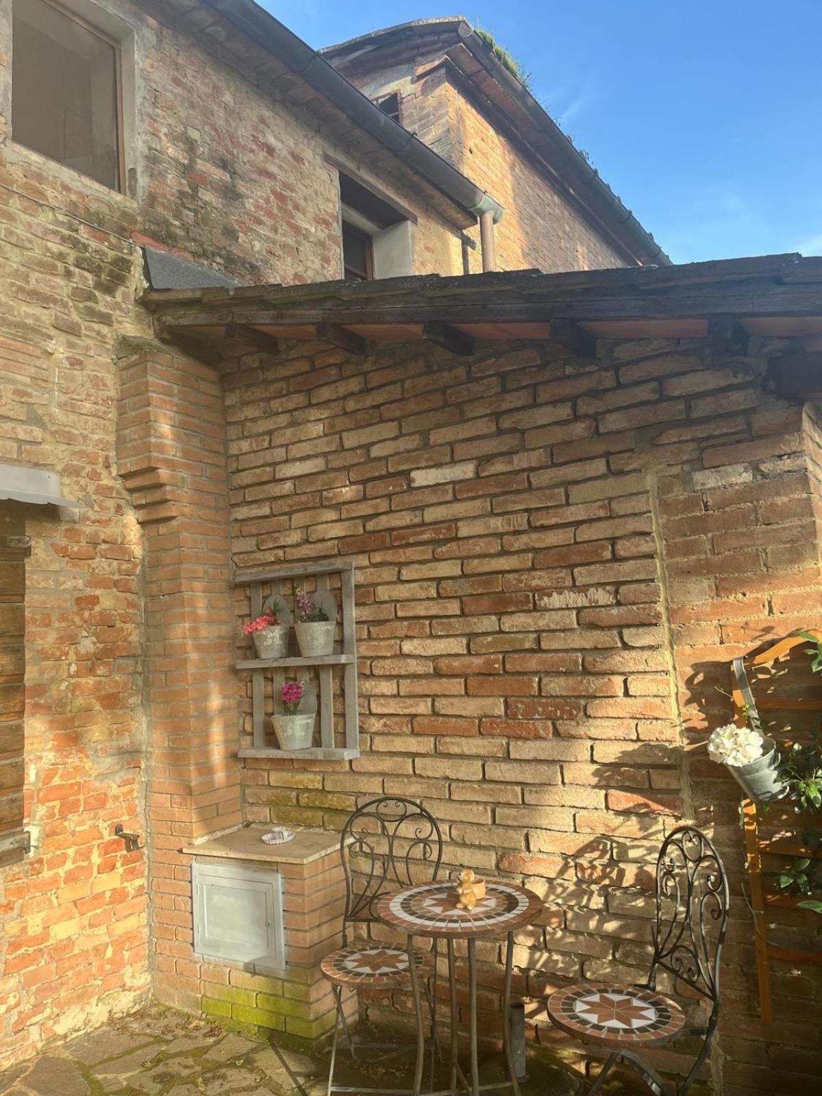 Agriturismo La Torre Di Monsindoli 시에나 외부 사진